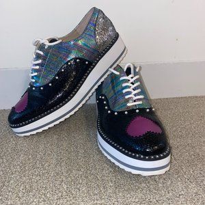 Betsey Johnson | Heart Platform Round Toe Loafers (Size 8.5)